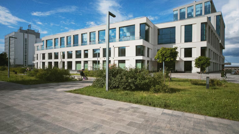 Euroclima 11 Educational institutions.jpg 1